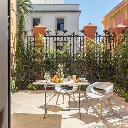 Aoa Maestranza Apartment