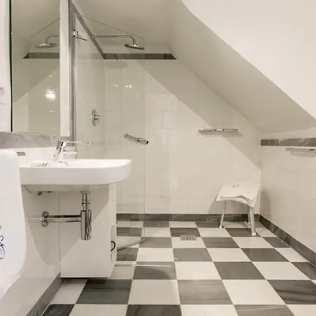 Aoa Maestranza Apartment *